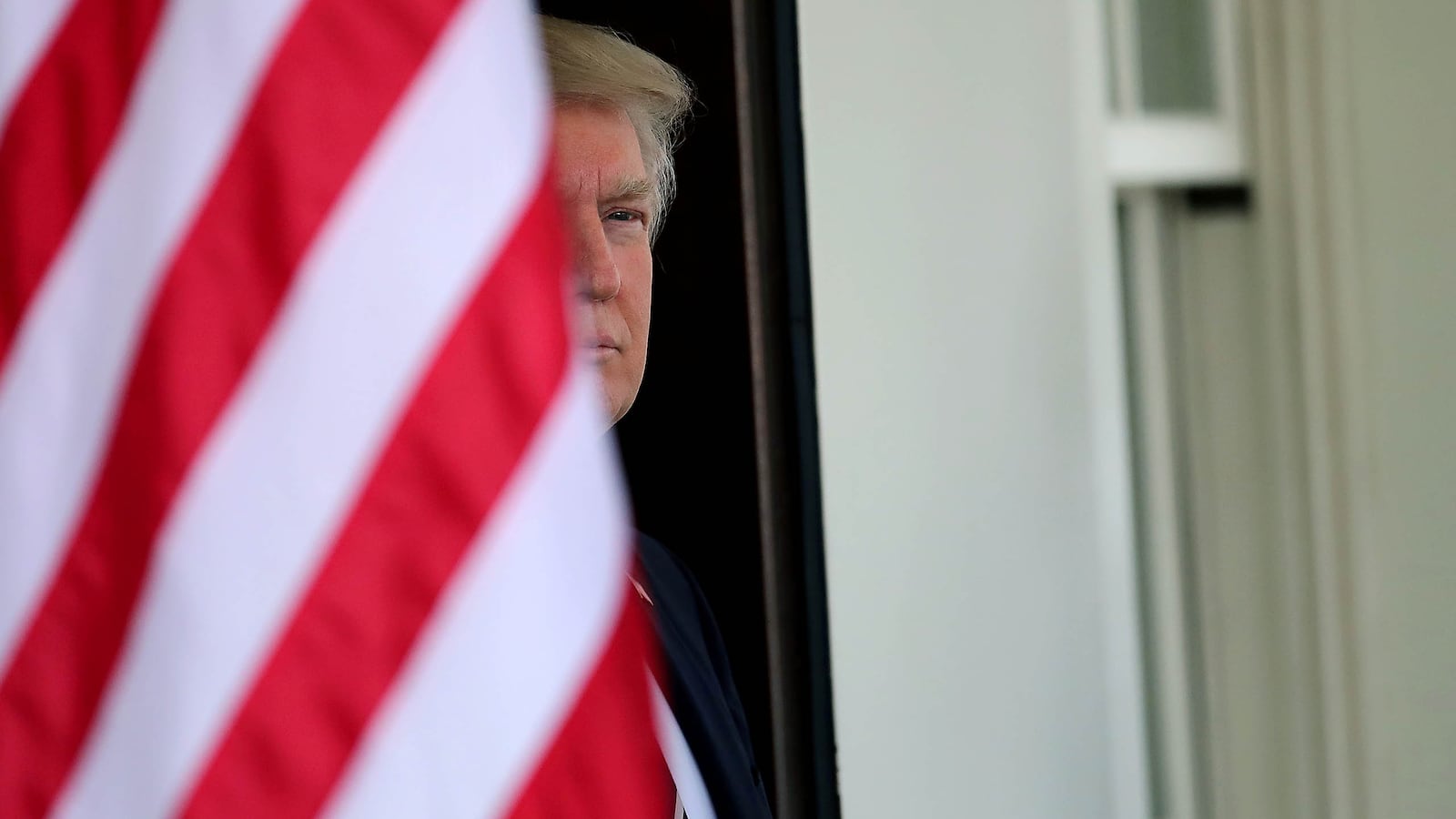 180906-messer-trump-staffers-tease_upwpzb